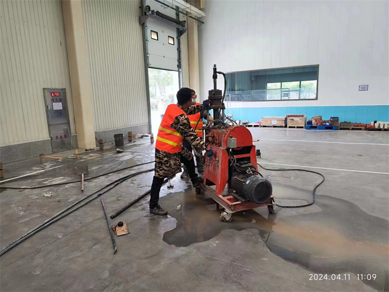 兴国厂房地面下沉塌陷注浆加固施工